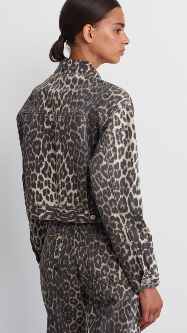 LEOPARD DENIM JACKET - Image 4
