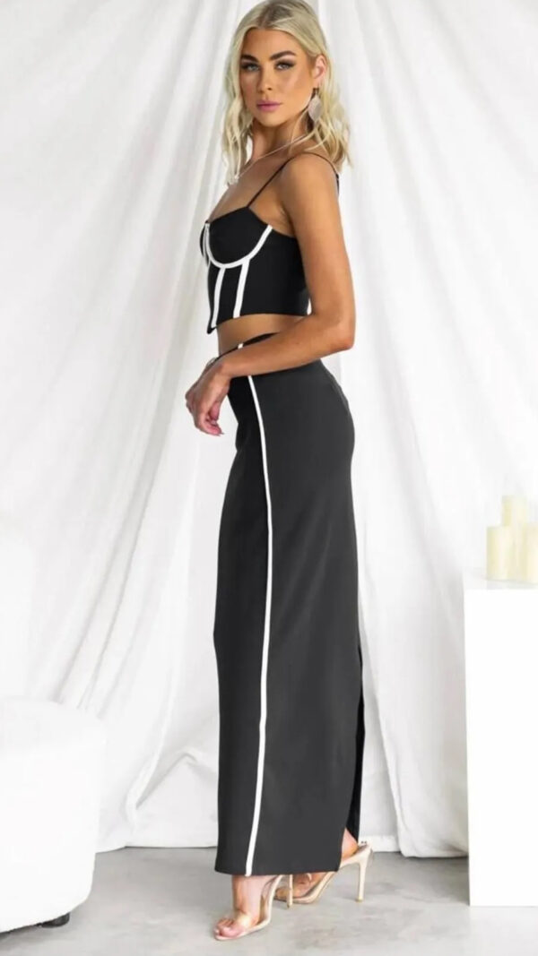 BLACK SKIRT SET - Image 2