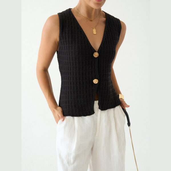 BLACK VEST